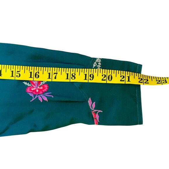 Franck Olivier Paris 1970s Silk Blouse French Size 40 Green Floral Dagger Collar - Picture 10 of 11